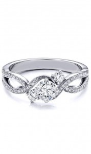infinity-style-diamond-ring