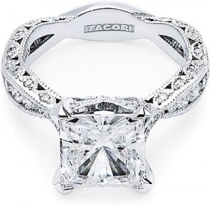 tacori-diamond-engagement-ring